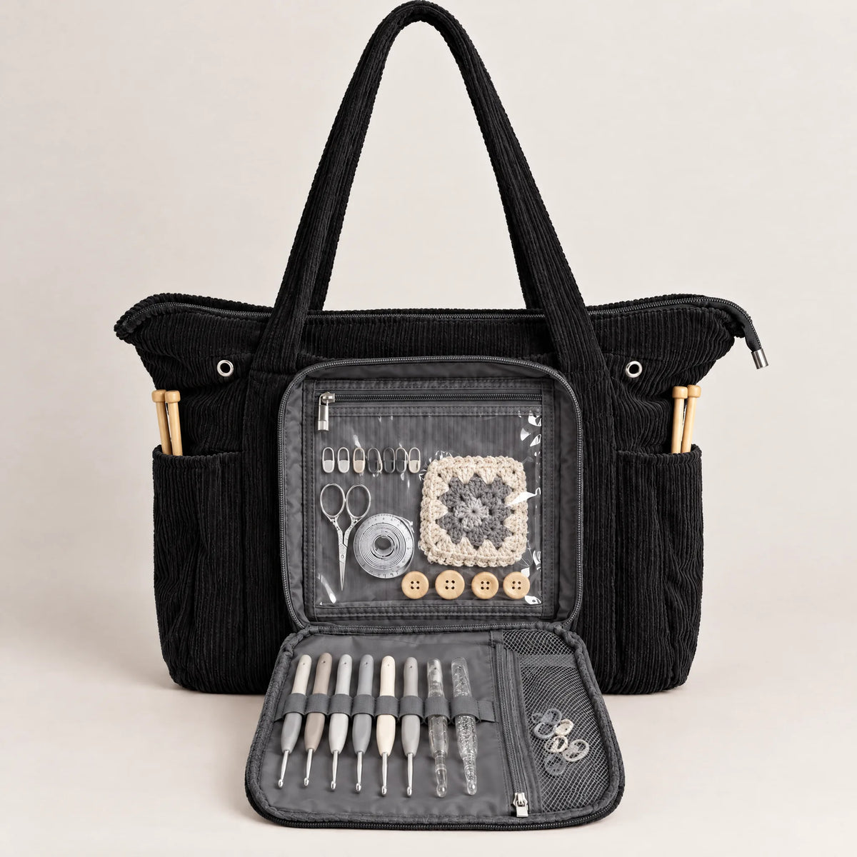 Yarnaroo bag color Black with crochet hook kit